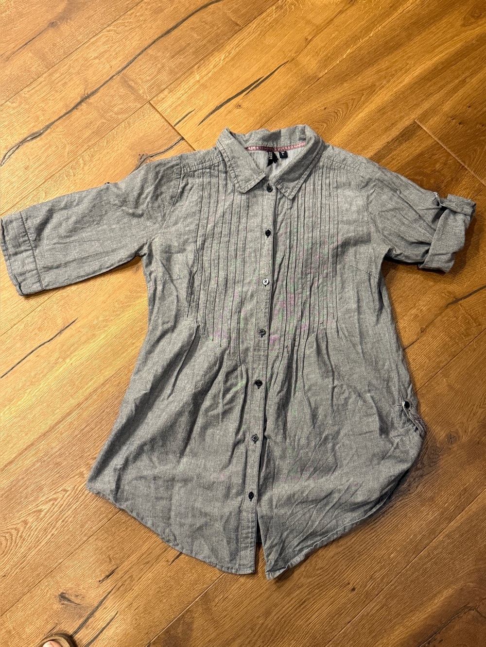 Vans Gray Short-Sleeve Pintuck Tunic Button-Up Shirt